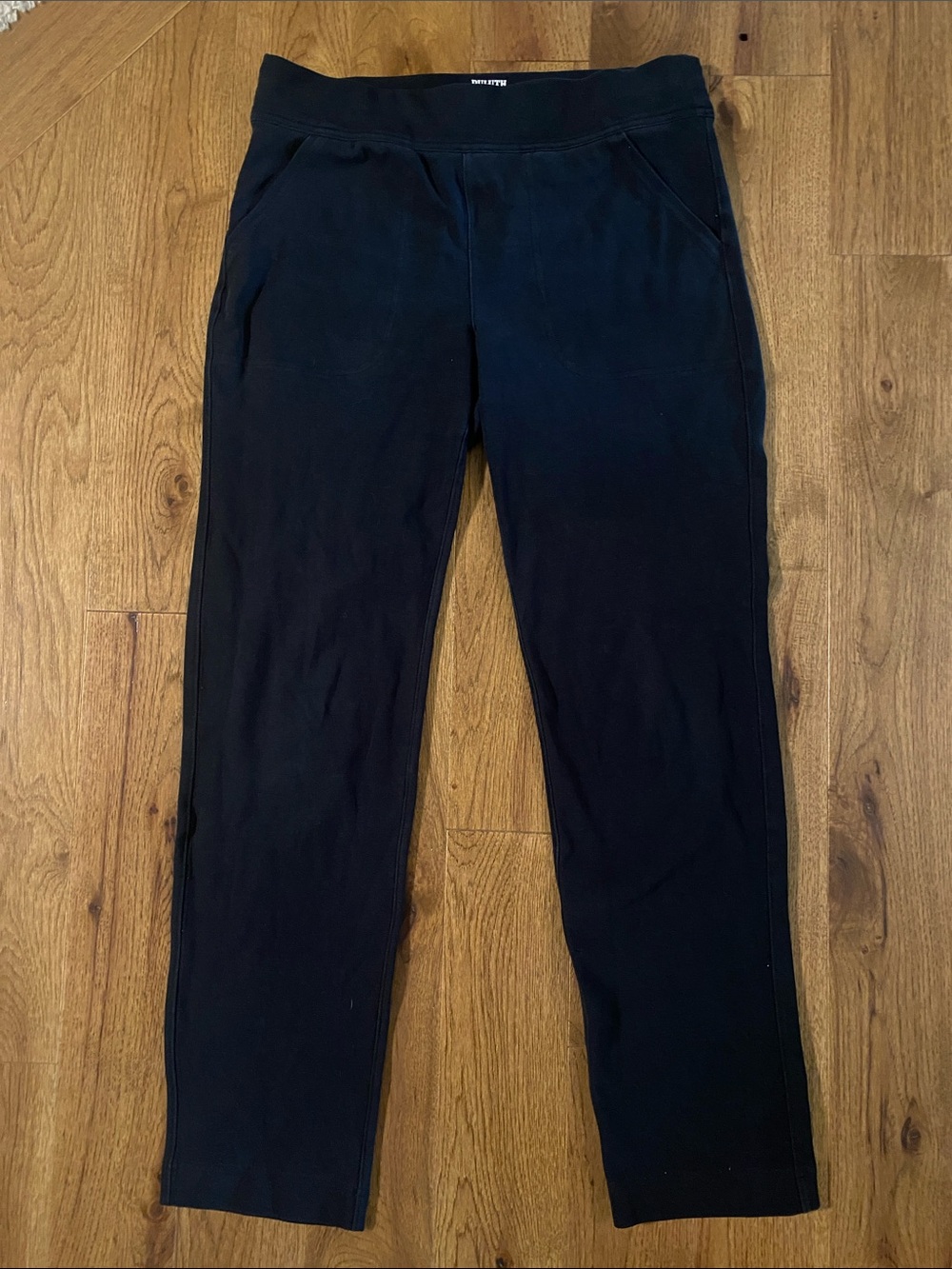 Duluth Trading Company NoGa Naturale cotton slim leg women’s black 31 pants